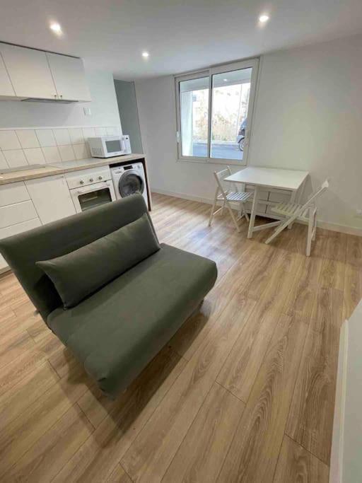 Appartement Neuf Tout Confort A Blaye Proche De La Citadelle Exterior foto